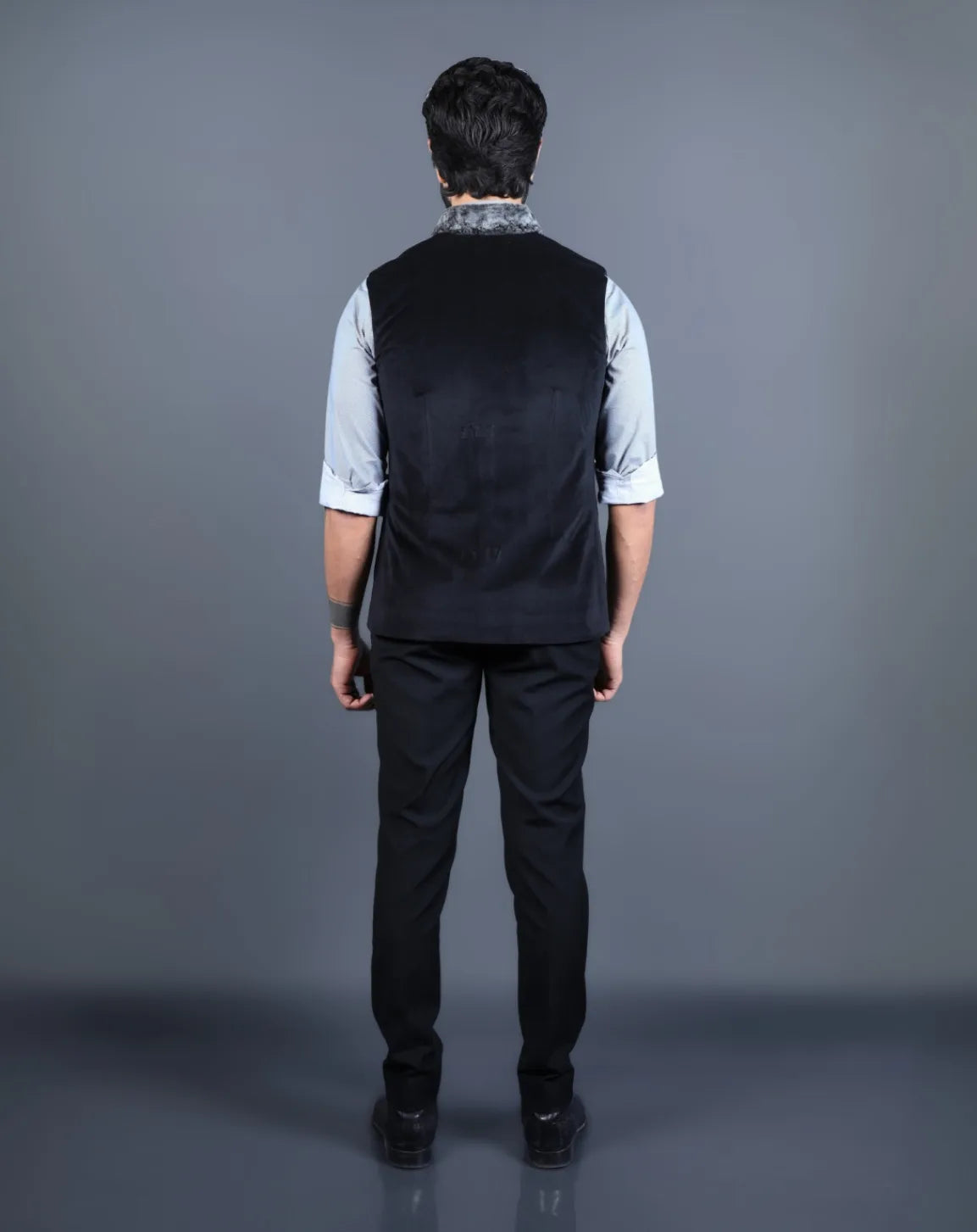 well-fitted men's ethnic Nehru jacket