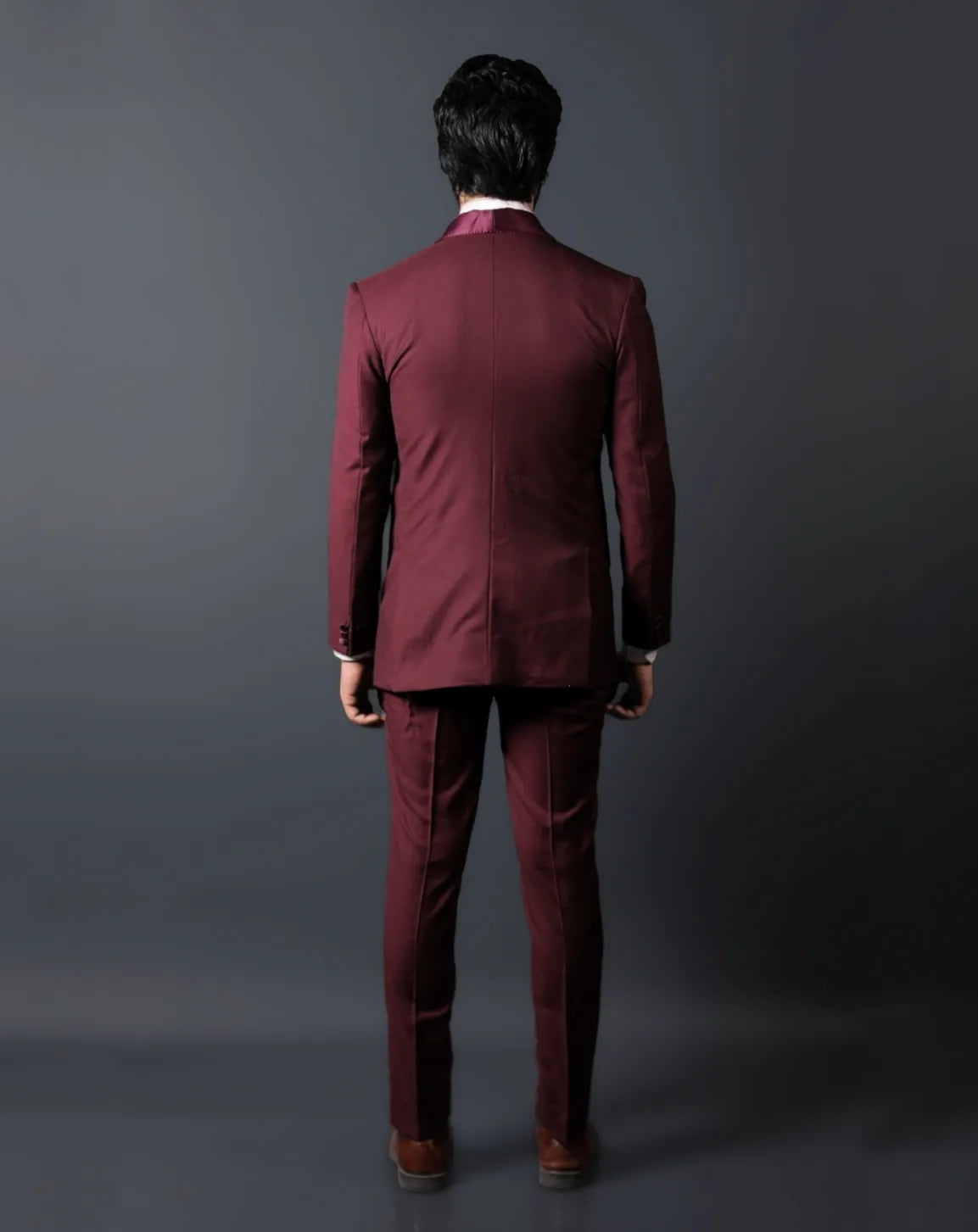 Slim Fit Shawl Lapel 3-Piece Tuxedo Suit